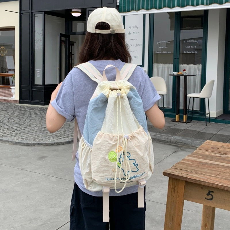 泰迪珍藏 撞色简约抽绳设计百搭 塔丝隆 背包双肩包 女款 多色