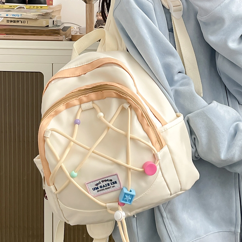 泰迪珍藏 多巴胺百搭外出轻便小巧 尼龙 双肩包 常规 女款 多色