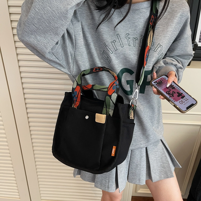 泰迪珍藏 托特包时尚简约百搭 布 单肩斜挎手提包 常规 女款 多色