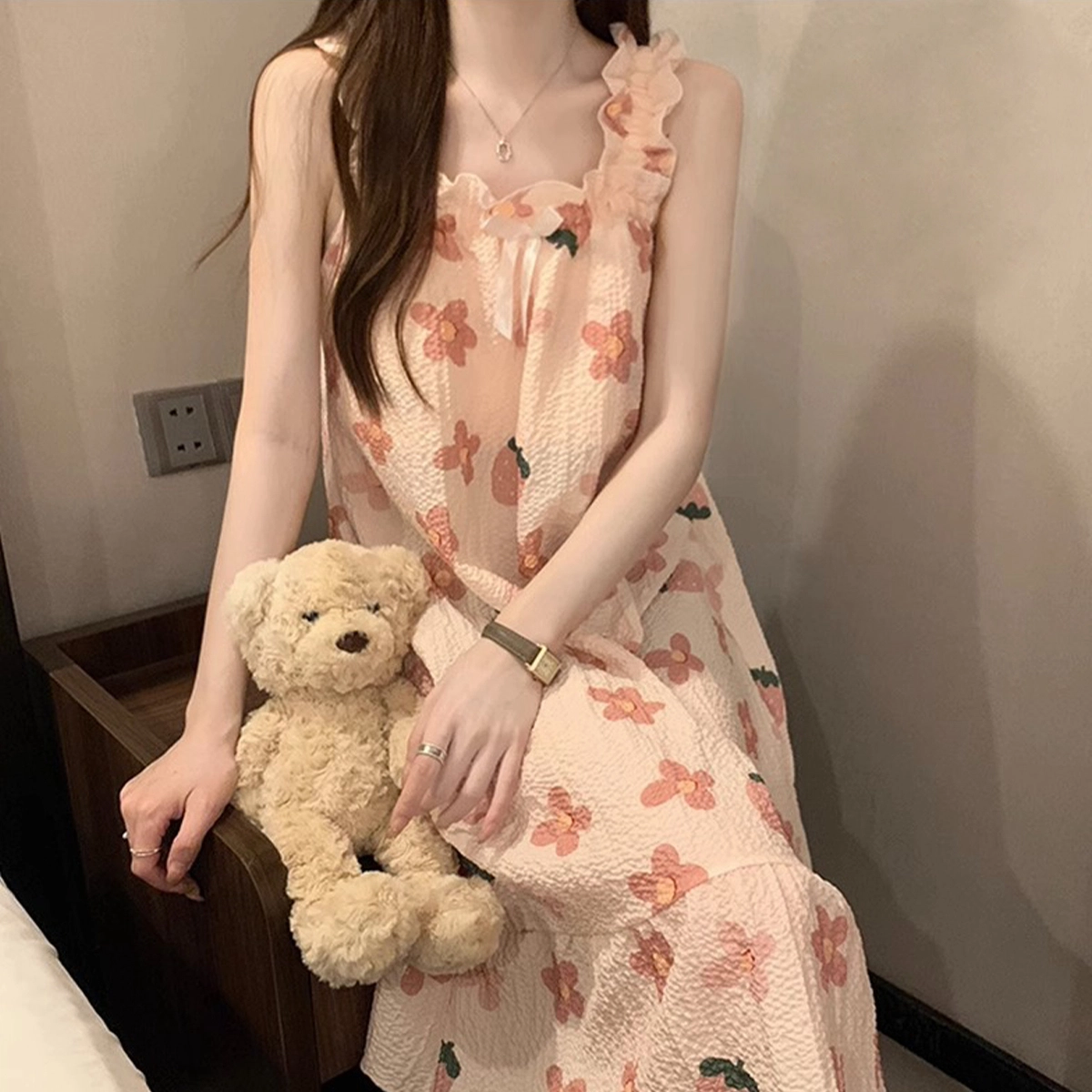 棉购 自带胸垫韩系碎花居家服可爱甜美无袖吊带睡裙 女款