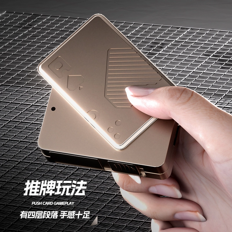 泰真 迷你扑克手枪 一键抛壳拨动发射 枪型玩具