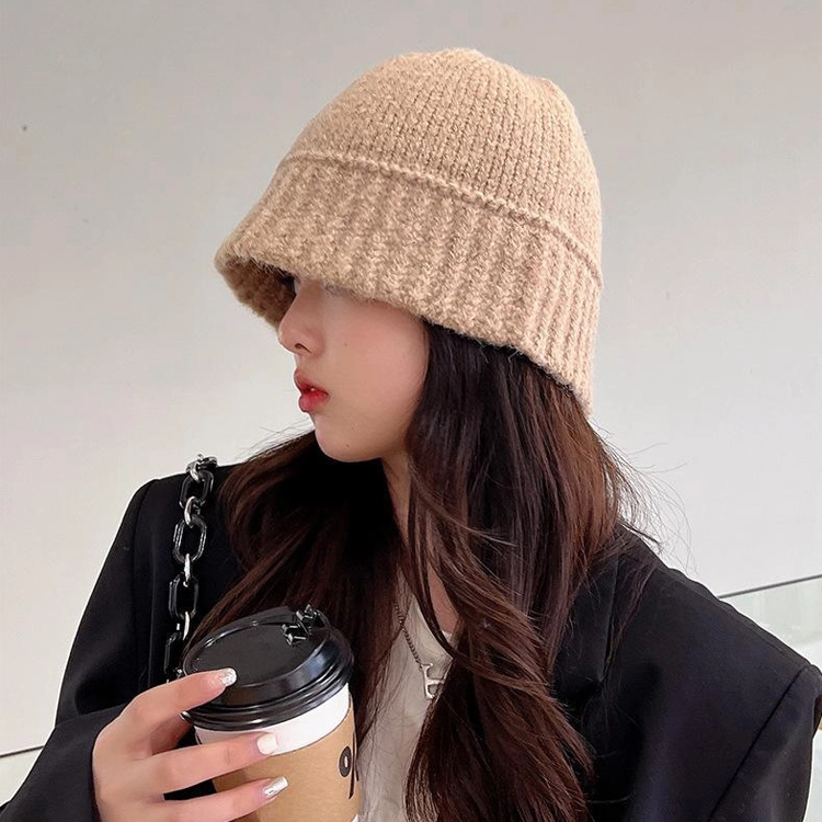 梦特娇 保暖显脸小甜美可爱纯色 腈纶 绒线帽 女款