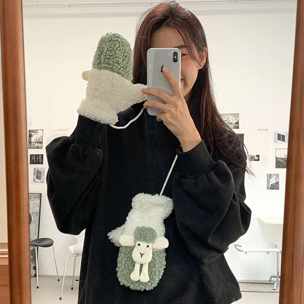 梦特娇 冬季加厚羊羔绒卡通可爱小羊挂脖连指 涤纶 绒线手套 女款