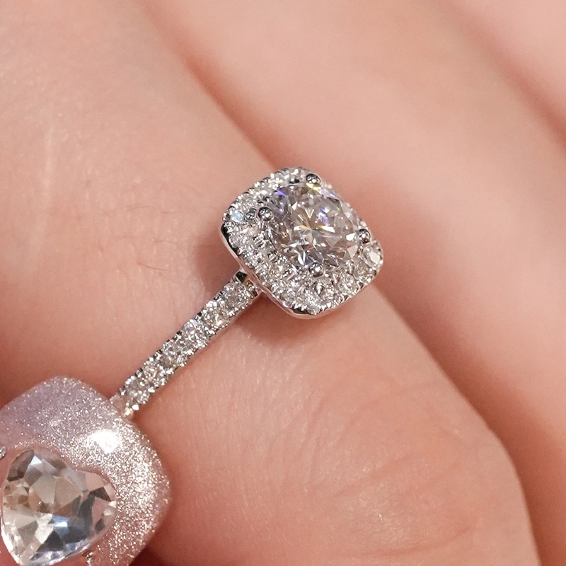 UA 18K 0.7ct1.0ctVVS1D3EX