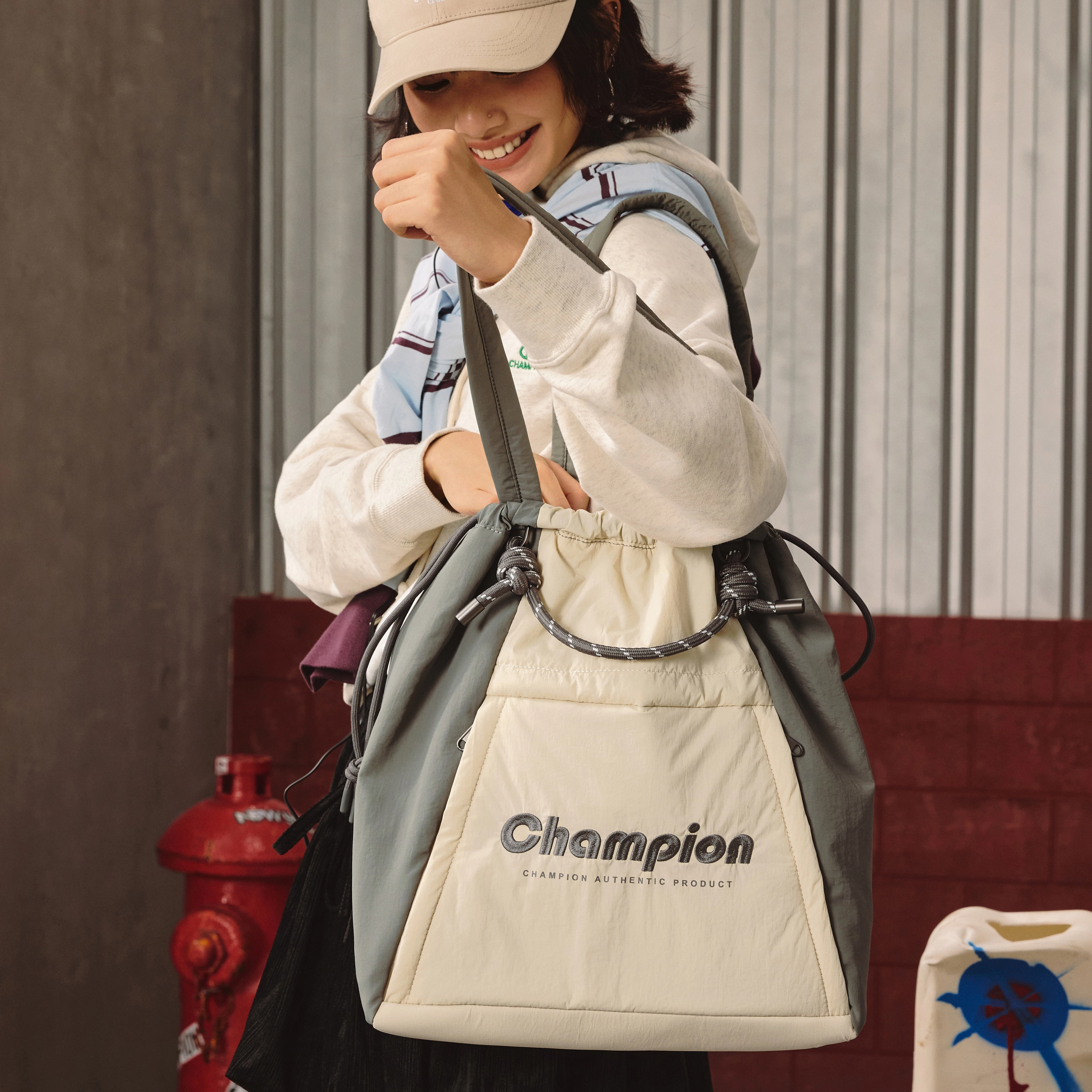 Champion Urban Outdoor Tote FW25