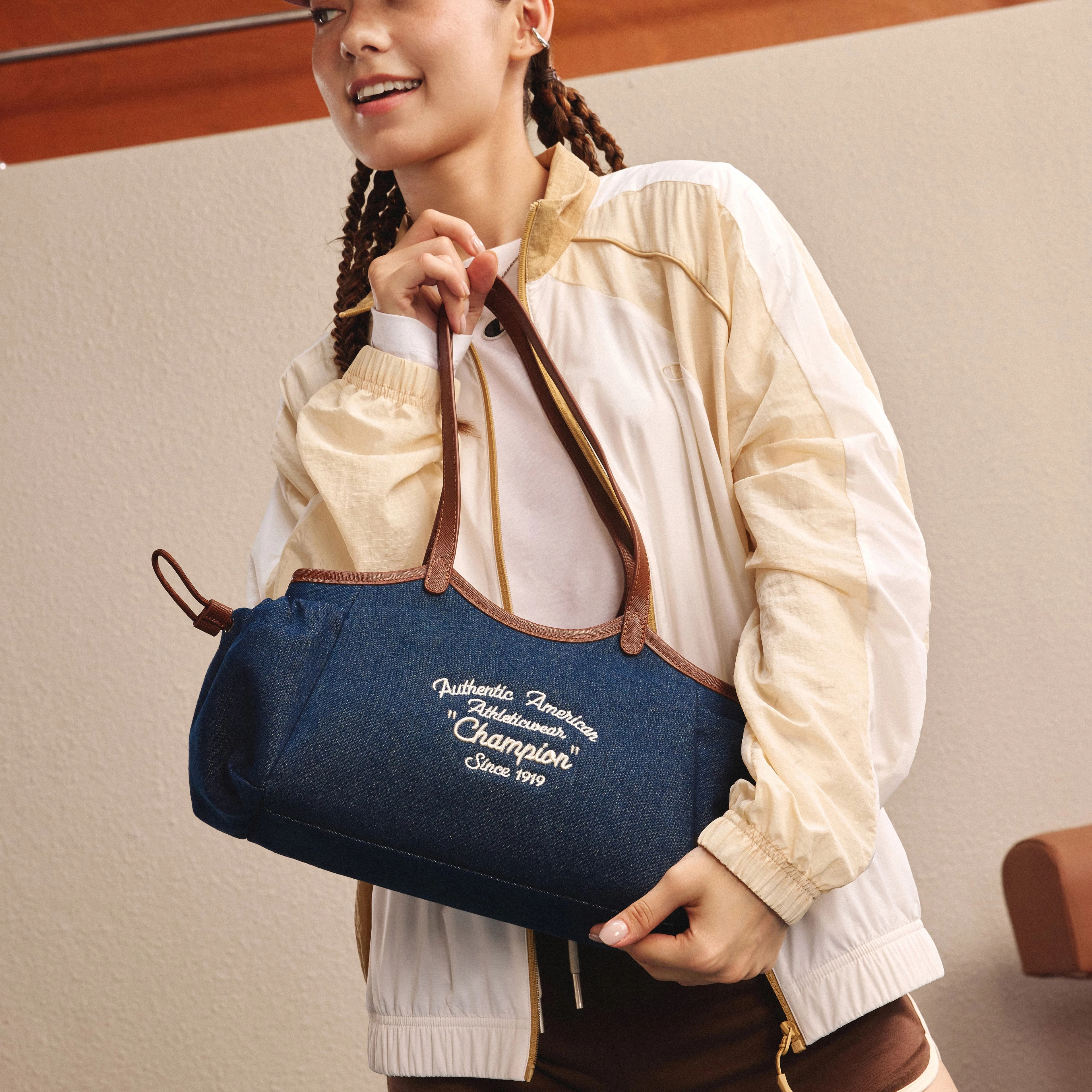 Champion Bat Baguette Bag SS25