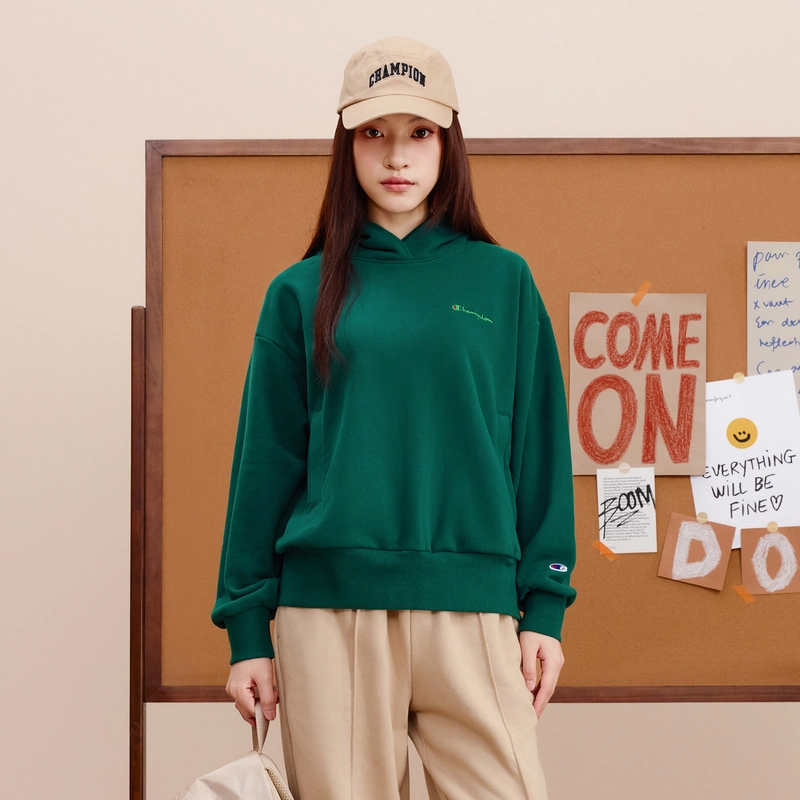 Champion FW24 WOMEN'S CASUAL Logo
