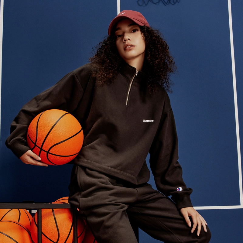 Champion WOMEN'S CASUAL SS24 Logo