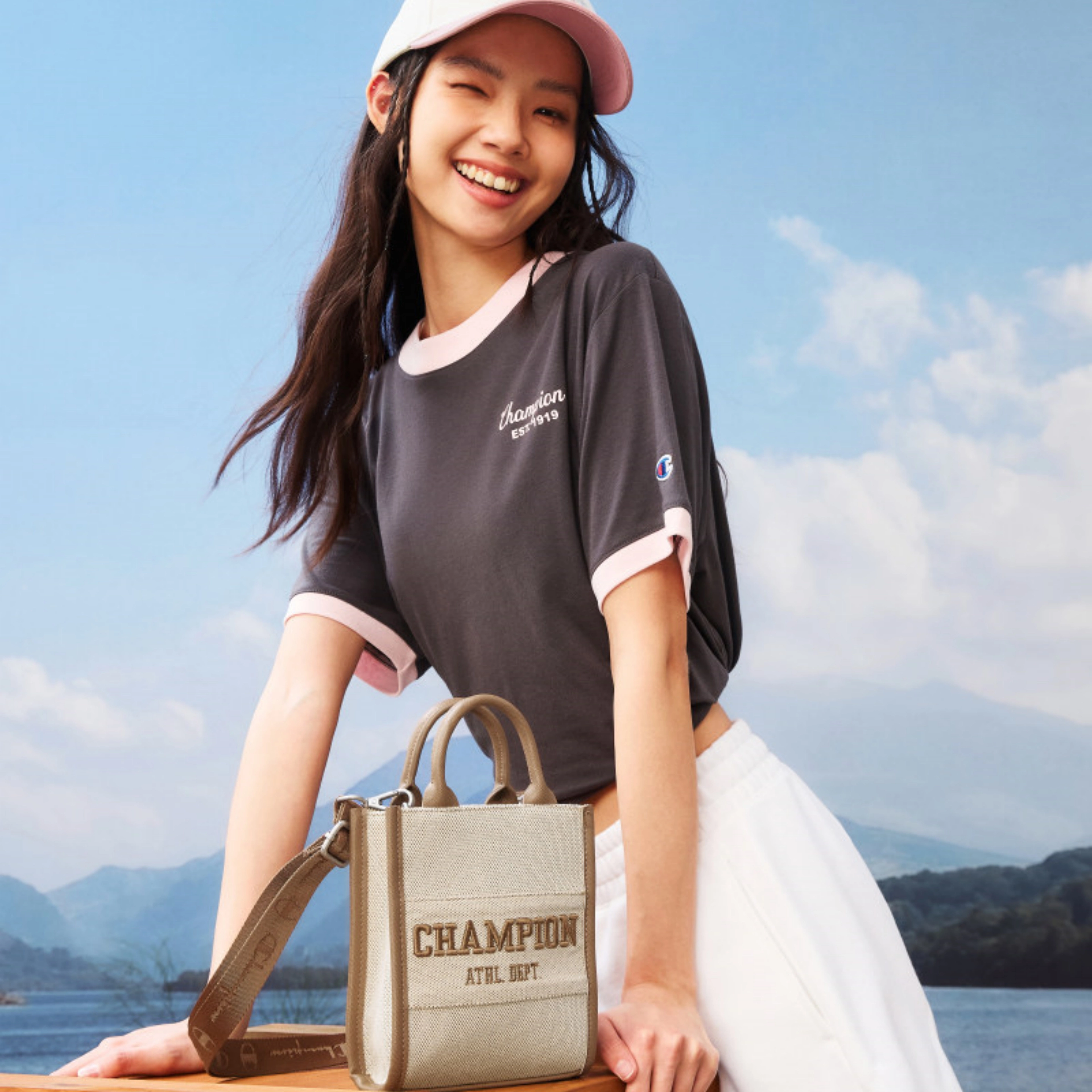 Champion Campus Phone Tote