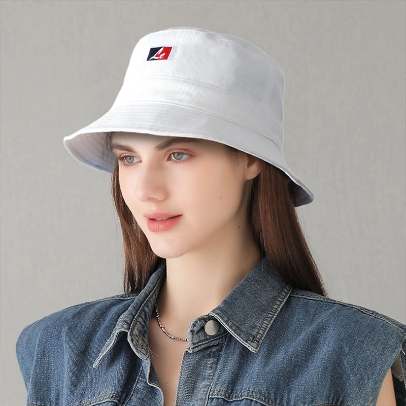 LE TISSERAND