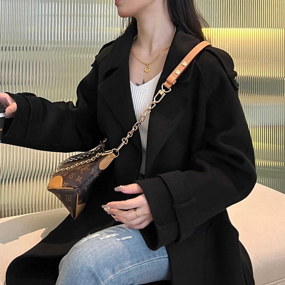 LV