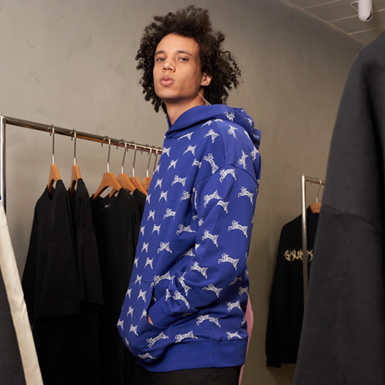 SKUNK GALLERY