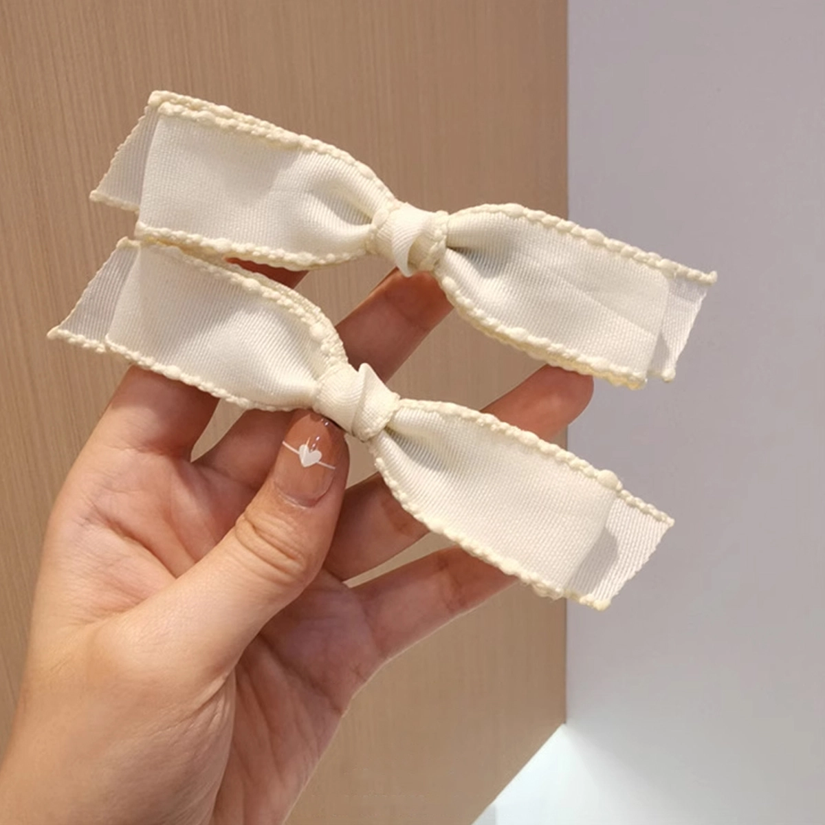 色菲尔 米白色鸭嘴夹  芭蕾少女可爱蝴蝶结公主法式发饰双马尾鸭嘴夹子半扎发前额刘海夹发卡头饰 合金 发夹 女款