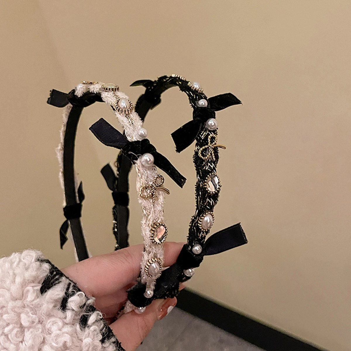 色菲尔 丝绒 超仙蝴蝶结百搭高级感气质头箍发卡早春俏皮可爱百高级感发饰 布艺/仿珍珠 发箍 女款