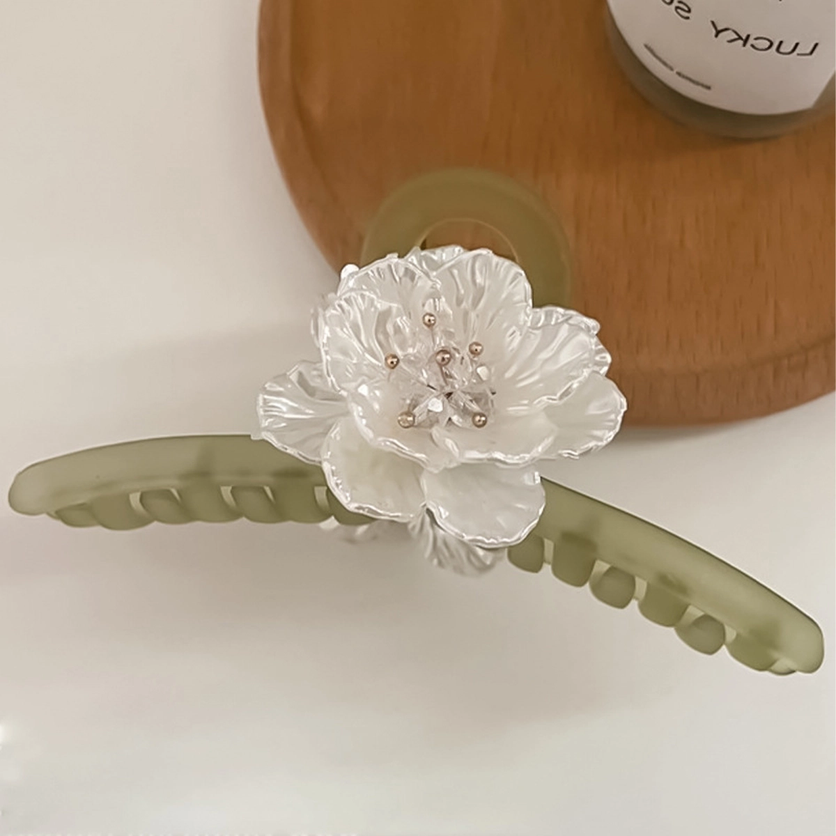 色菲尔 花朵  绿色精致小抓夹夏季小清新超仙山茶花鲨鱼夹后脑勺 亚克力 树脂 发夹 女款