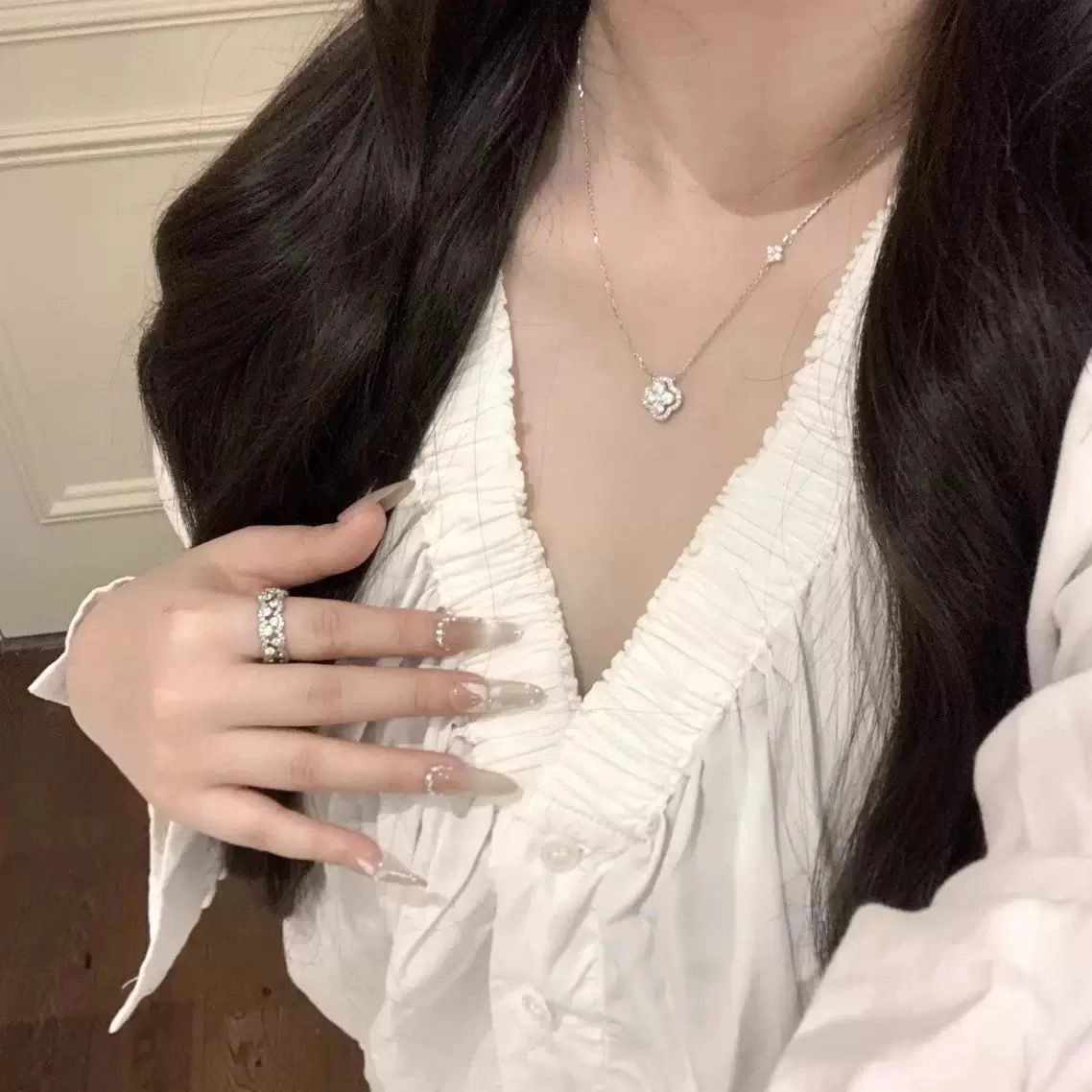 S925