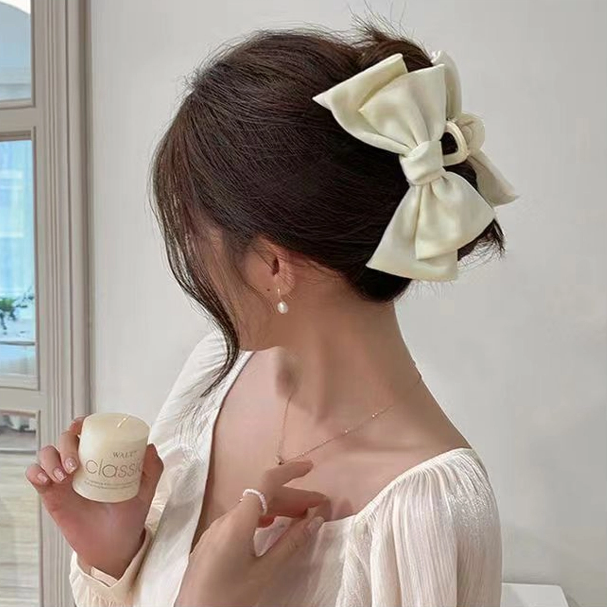 色菲尔 蝴蝶结发饰 黑白韩系气质温柔甜美甜心轻奢精致高颅顶发量多洗澡洗脸多用出行通勤约会百搭鲨鱼夹#好运 布艺 发夹 女款