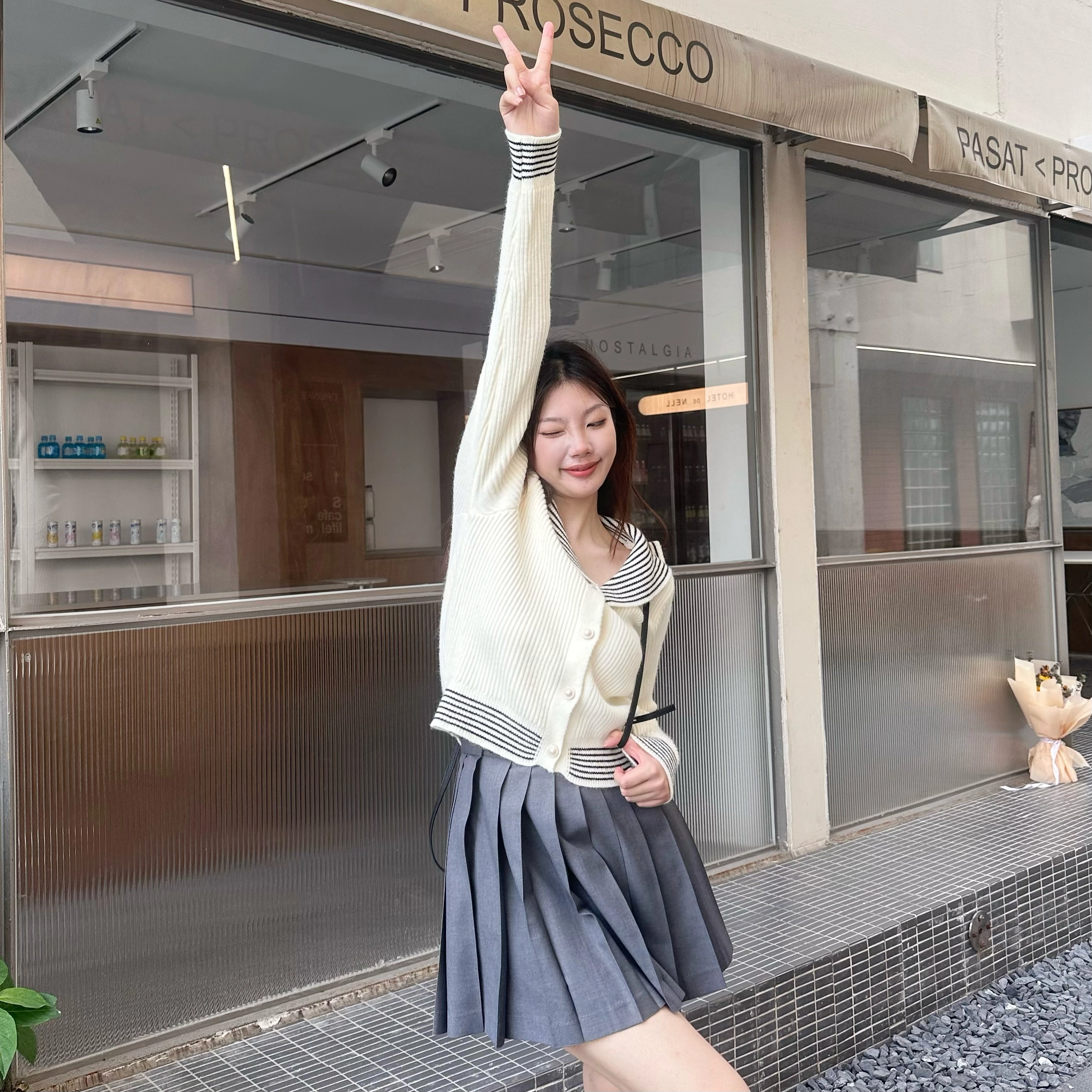九条喵 细腻柔和舒适海军领短款毛衣针织衫制服 女款