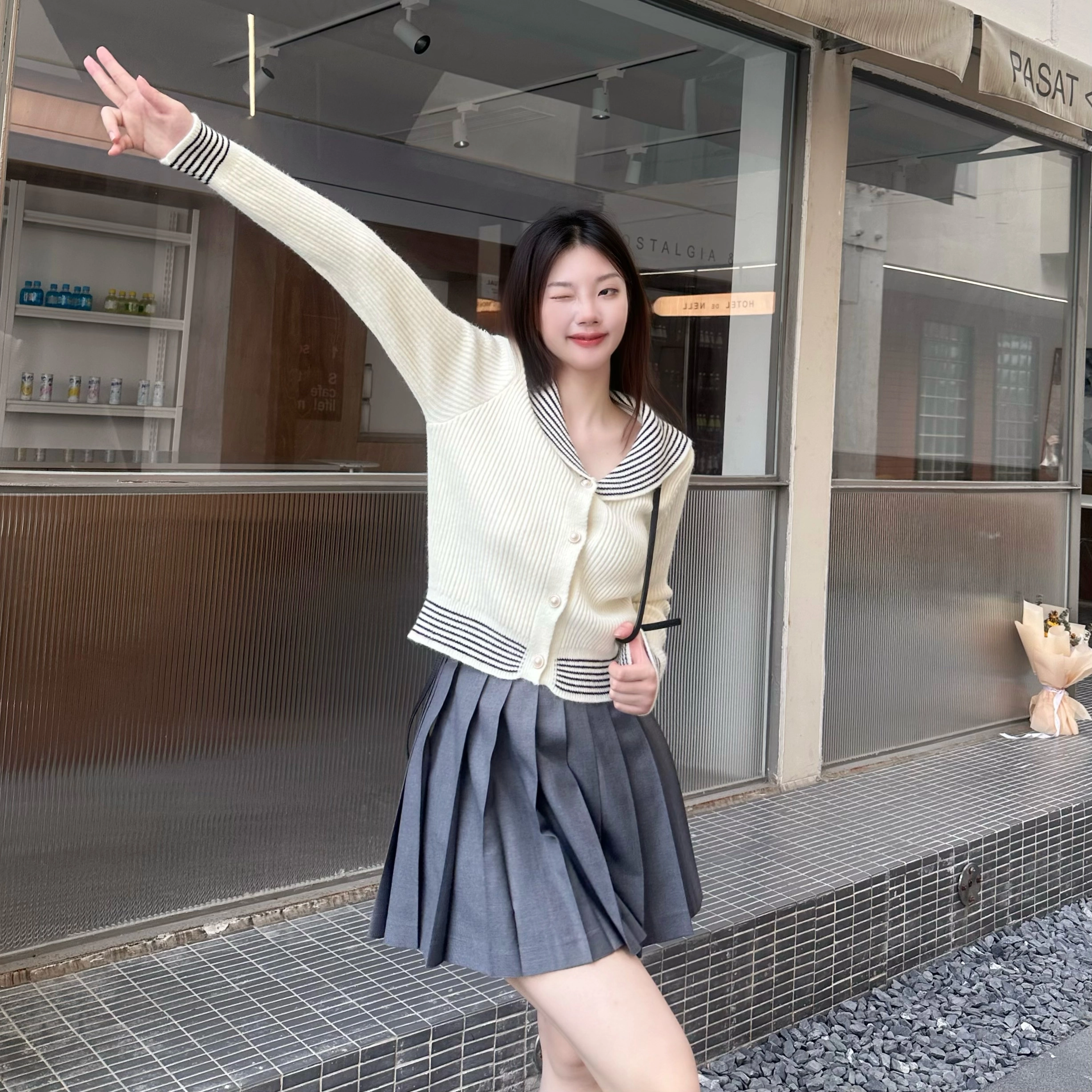 九条喵 细腻柔和舒适海军领短款毛衣针织衫制服 女款