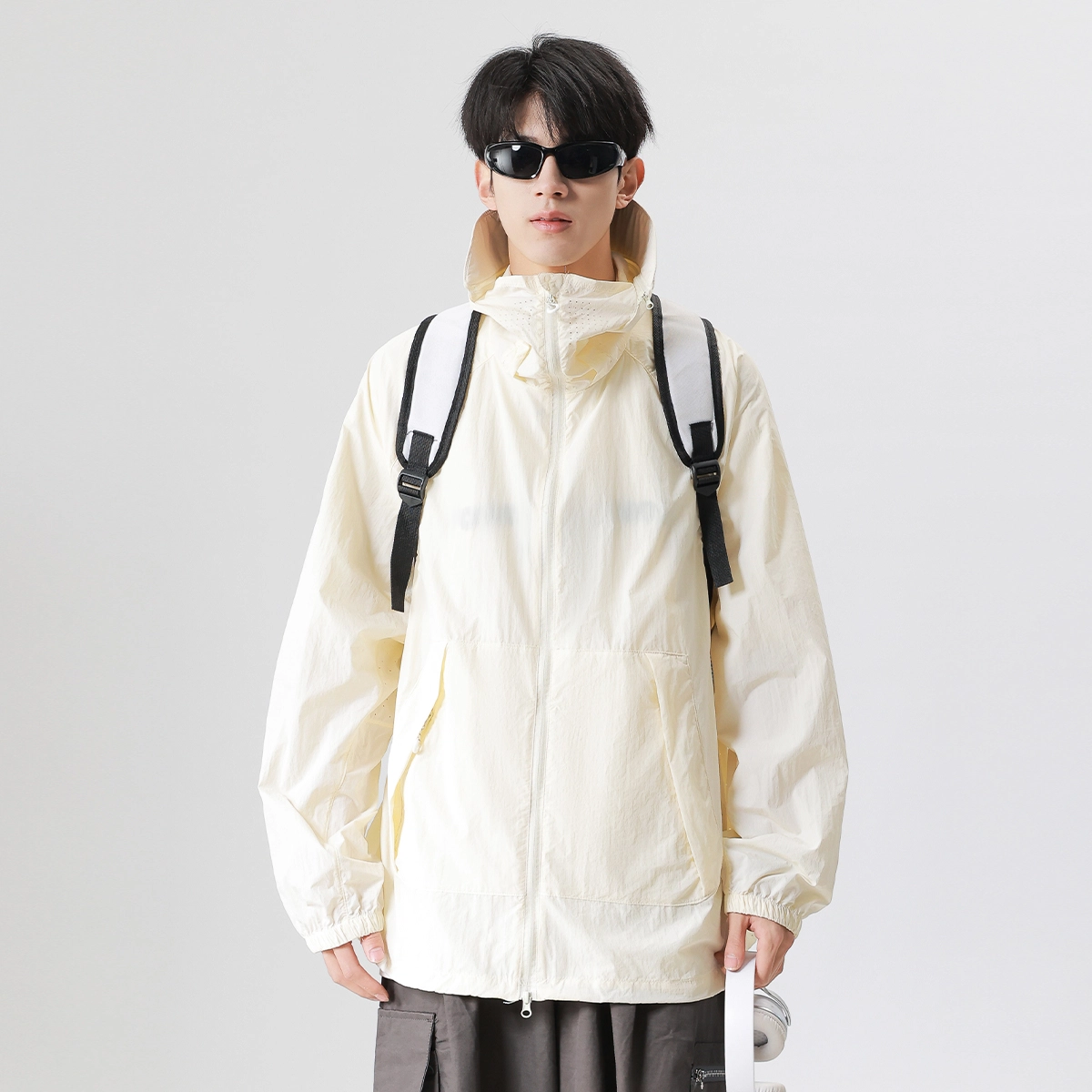 夏季潮牌情侣户外骑行服 日常通勤舒适透气宽松百搭 防紫外线可拆卸帽檐夜光反光条设计防晒服 男女同款