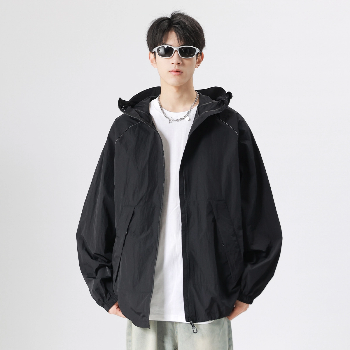 夏季潮牌情侣户外骑行服 日常通勤舒适透气宽松百搭 防紫外线可拆卸帽檐夜光反光条设计防晒服 男女同款