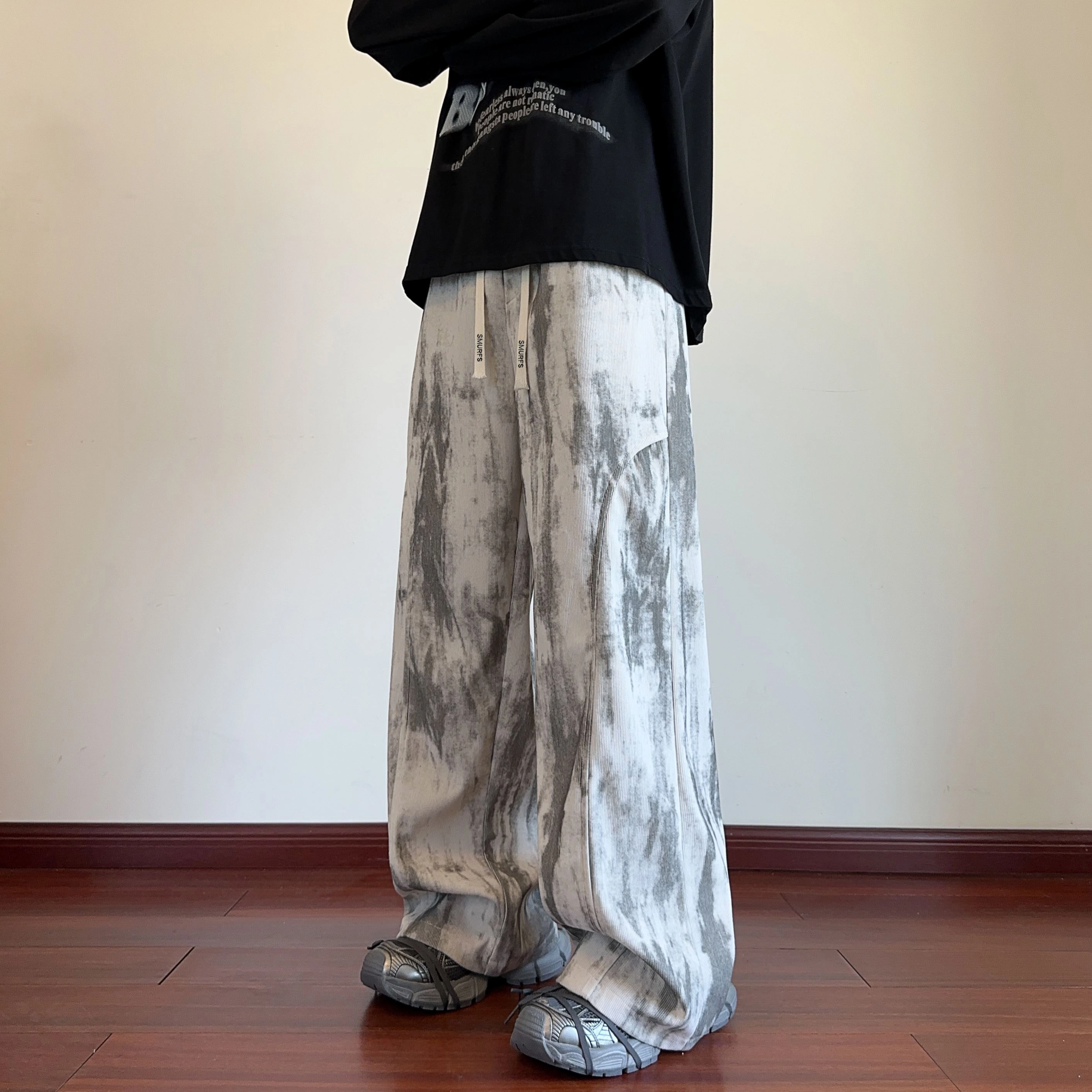 蓝精灵 美式高街扎染满印垂感显高显瘦肌理灯芯绒学院风宽松运动潮流字母刺绣抽绳百搭阔腿垂感简约直筒休闲裤 男女同款