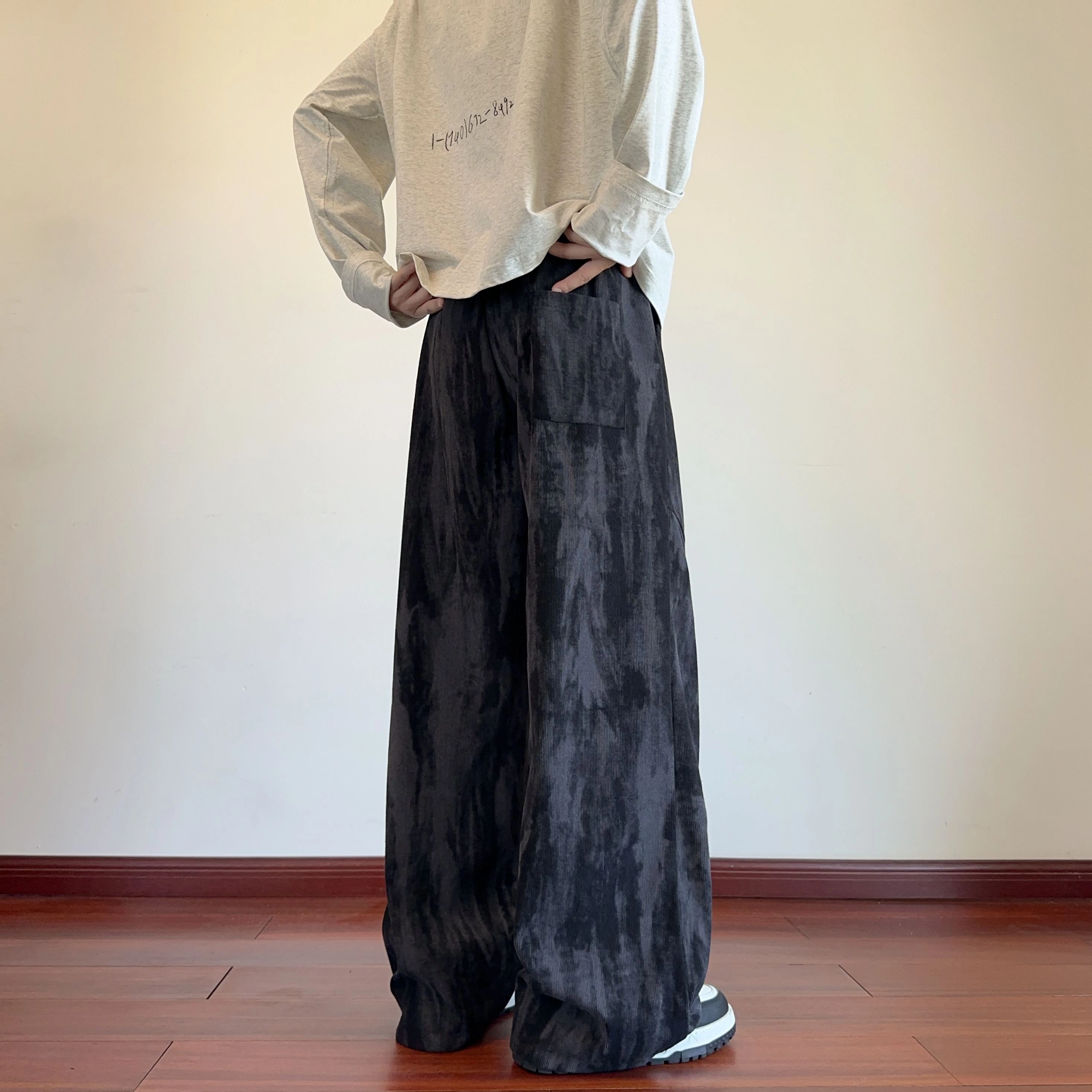 蓝精灵 美式高街扎染满印垂感显高显瘦肌理灯芯绒学院风宽松运动潮流字母刺绣抽绳百搭阔腿垂感简约直筒休闲裤 男女同款