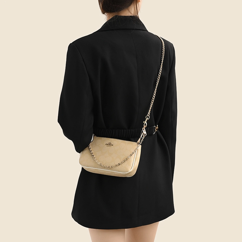 coachnolita19