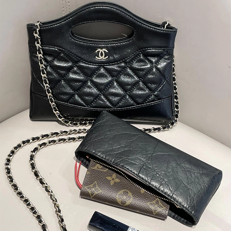 CHANEL24s 31bag nano