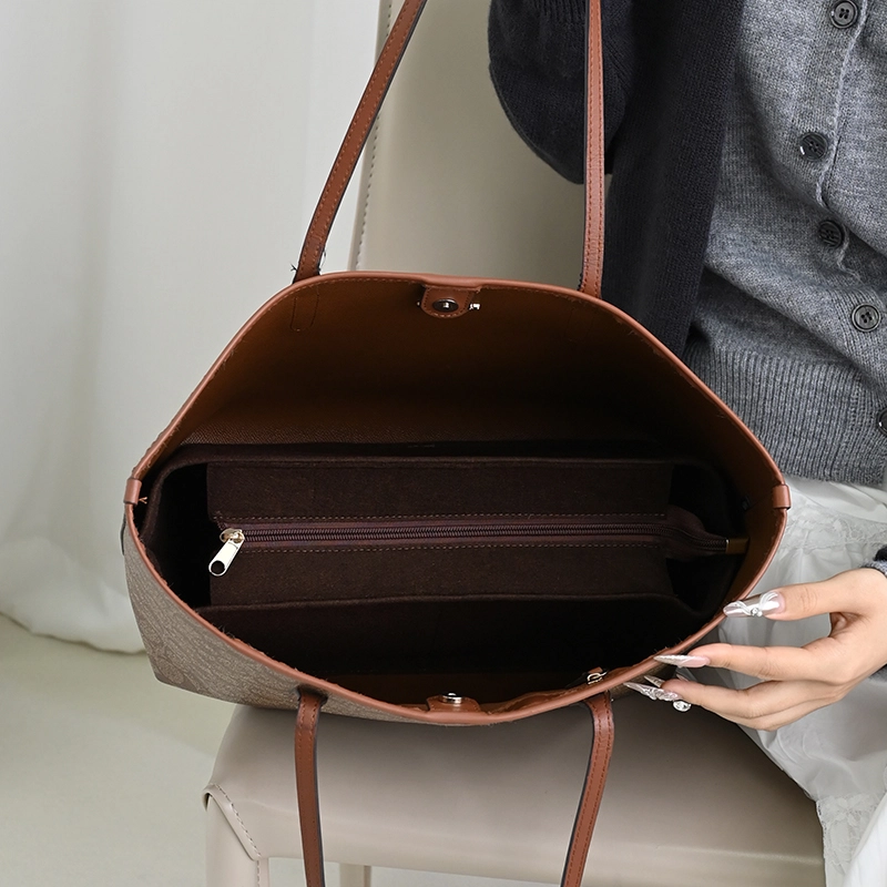 CoachCity33tote