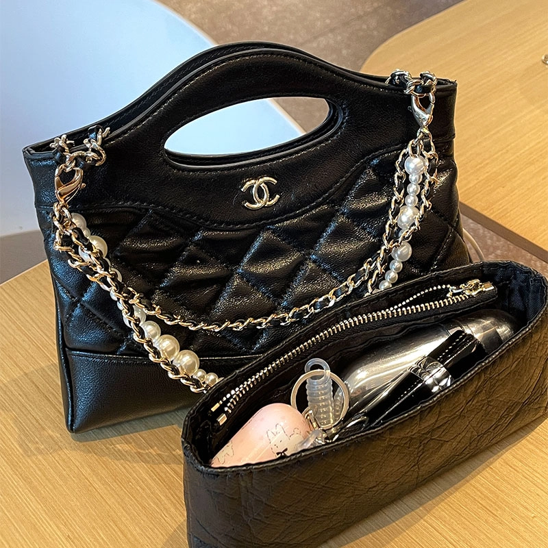 CHANEL24s 31bag nano