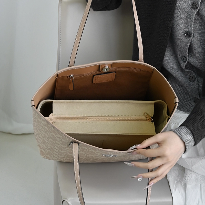 CoachCity33tote