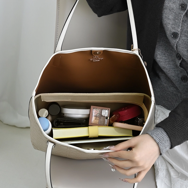 CoachCity33tote