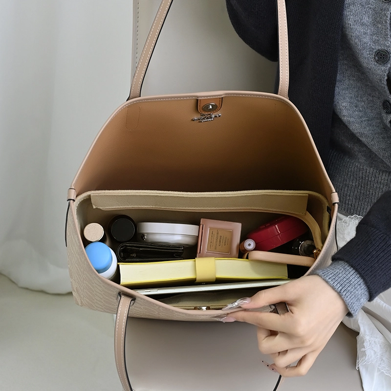 CoachCity33tote