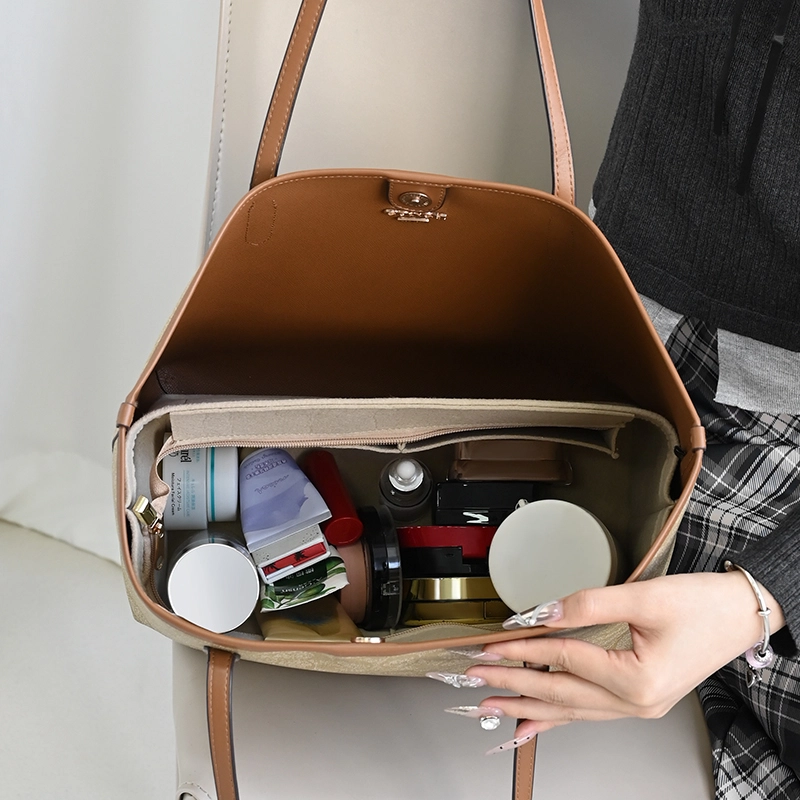 CoachCity33tote