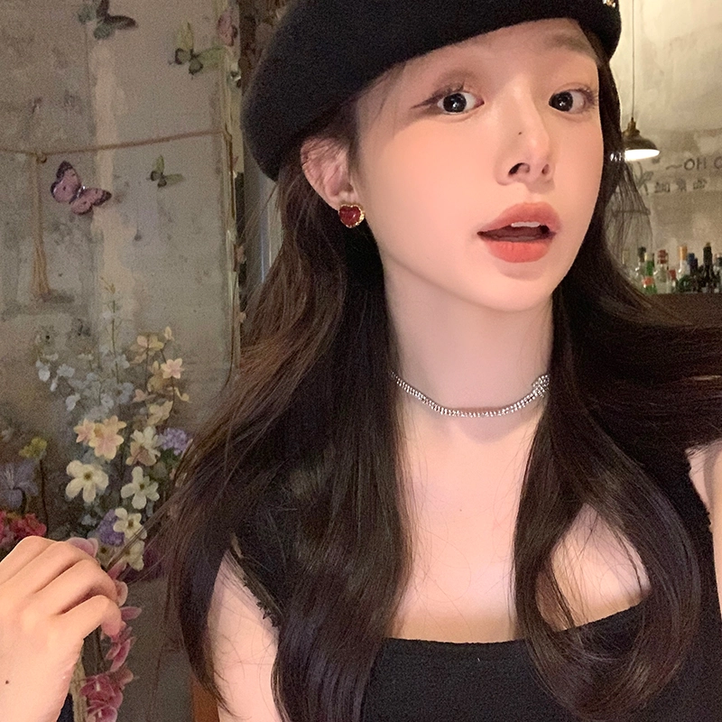芒果饰品 轻奢高级感小众复古安可拉红爱心 铜 耳钉 女款