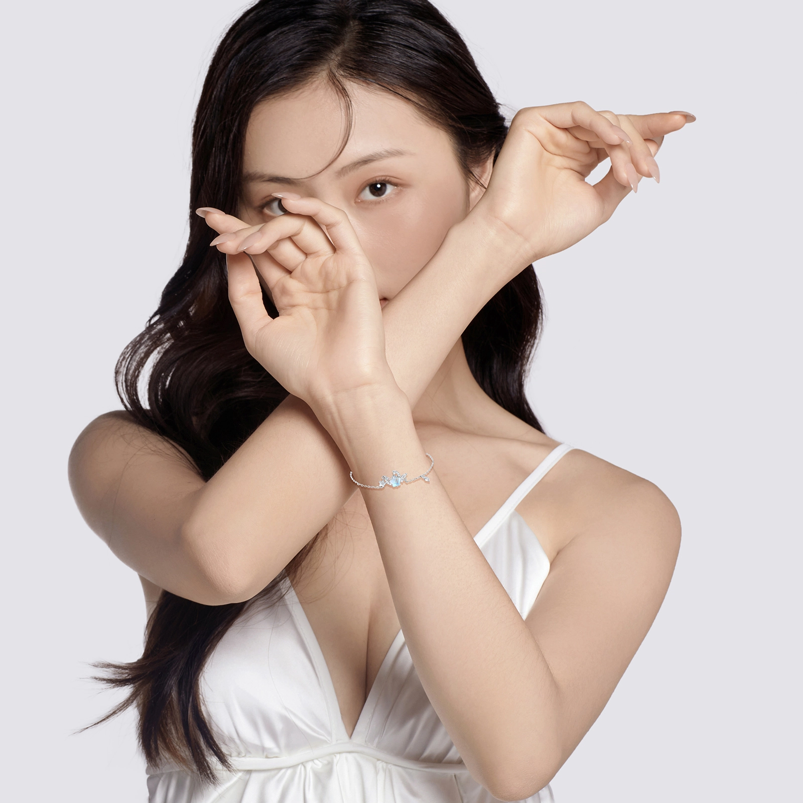 S925
