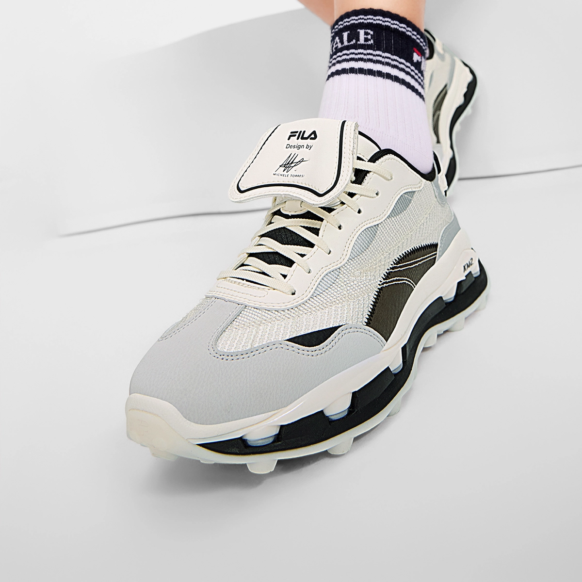 FILA KM2