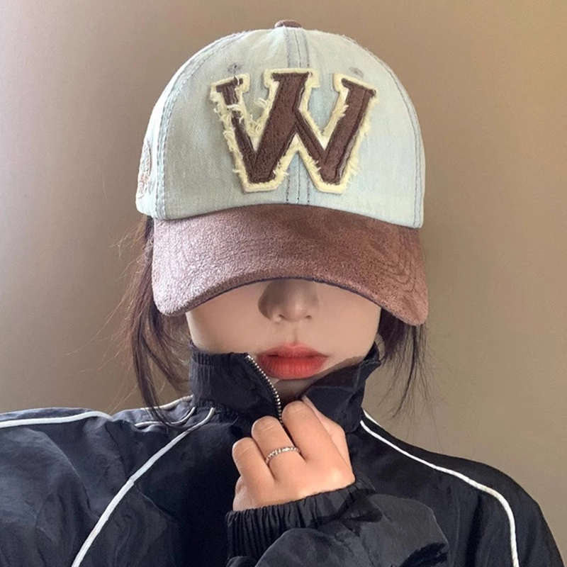 CMFY W