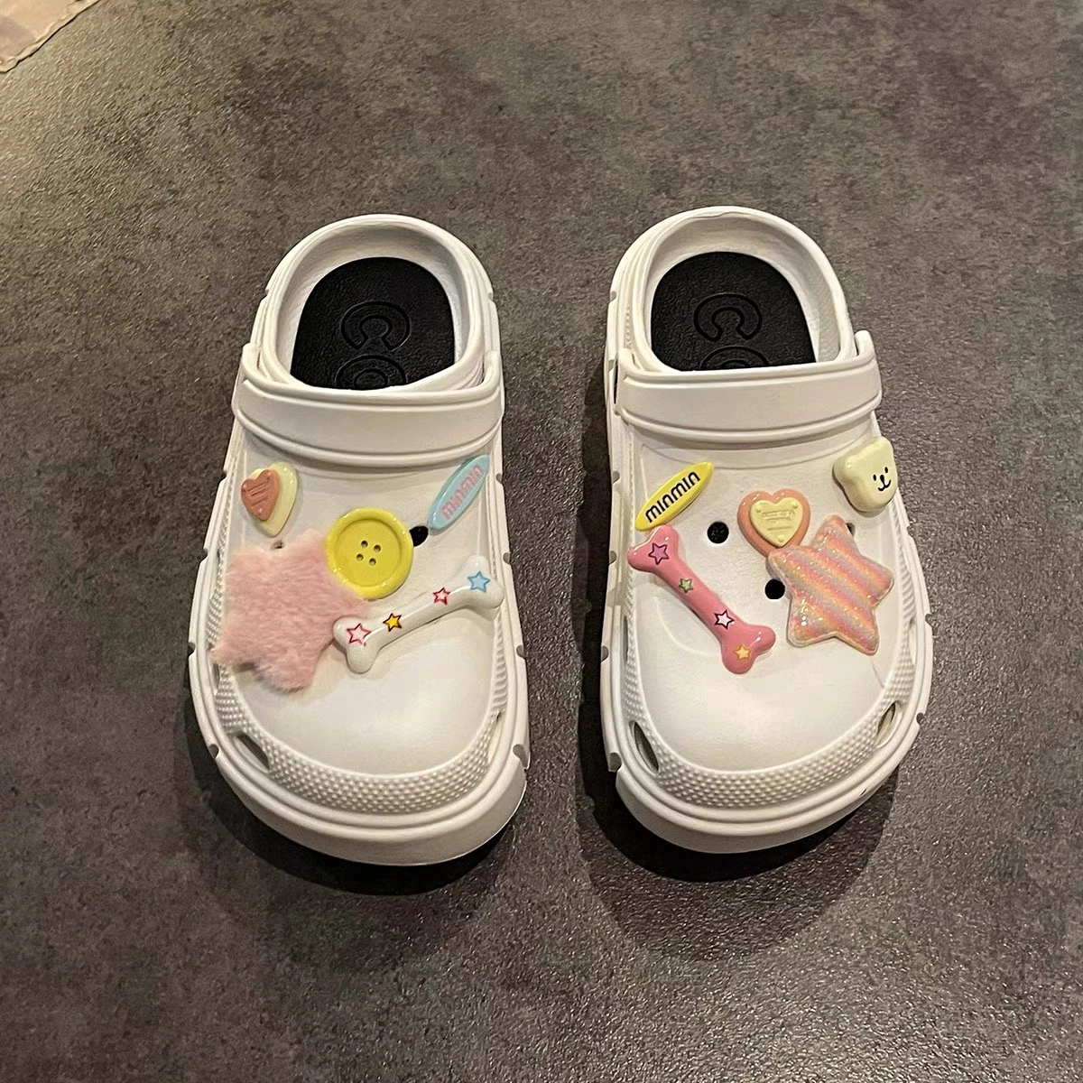 US8ACC Crocs