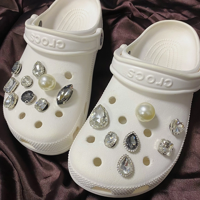 US8ACC Crocs DIY