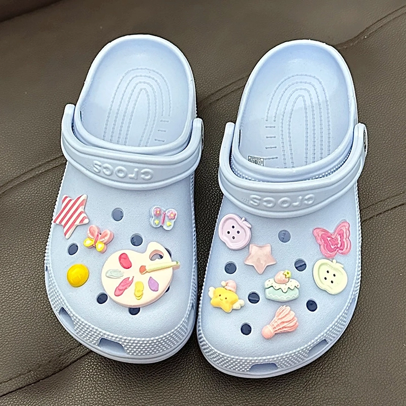 US8ACC CrocsDIY