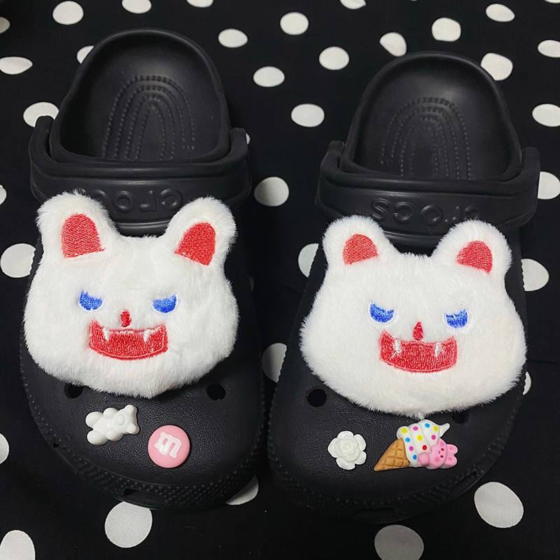 US8ACC CrocsDIY