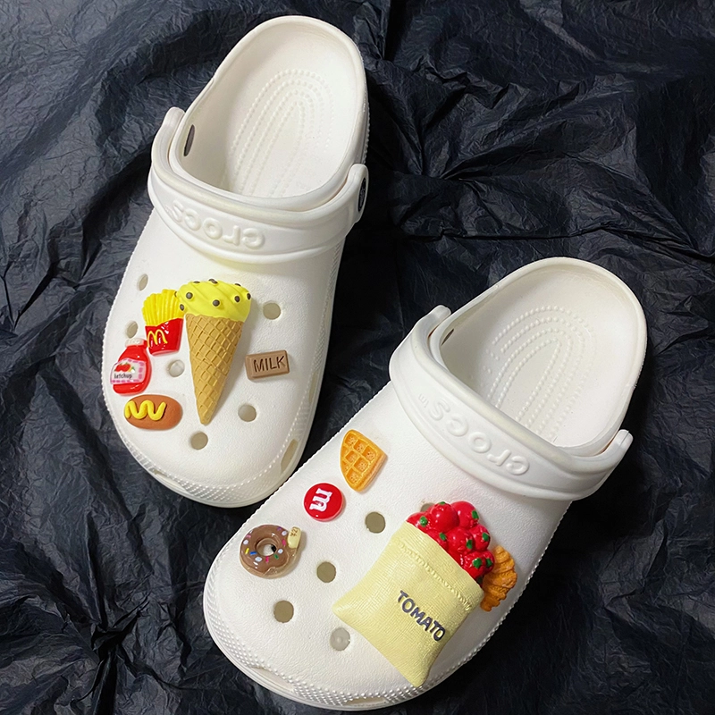 US8ACC Crocs DIY