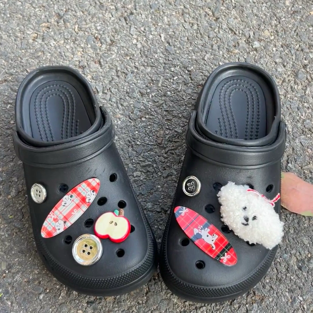 US8ACC Crocs DIY