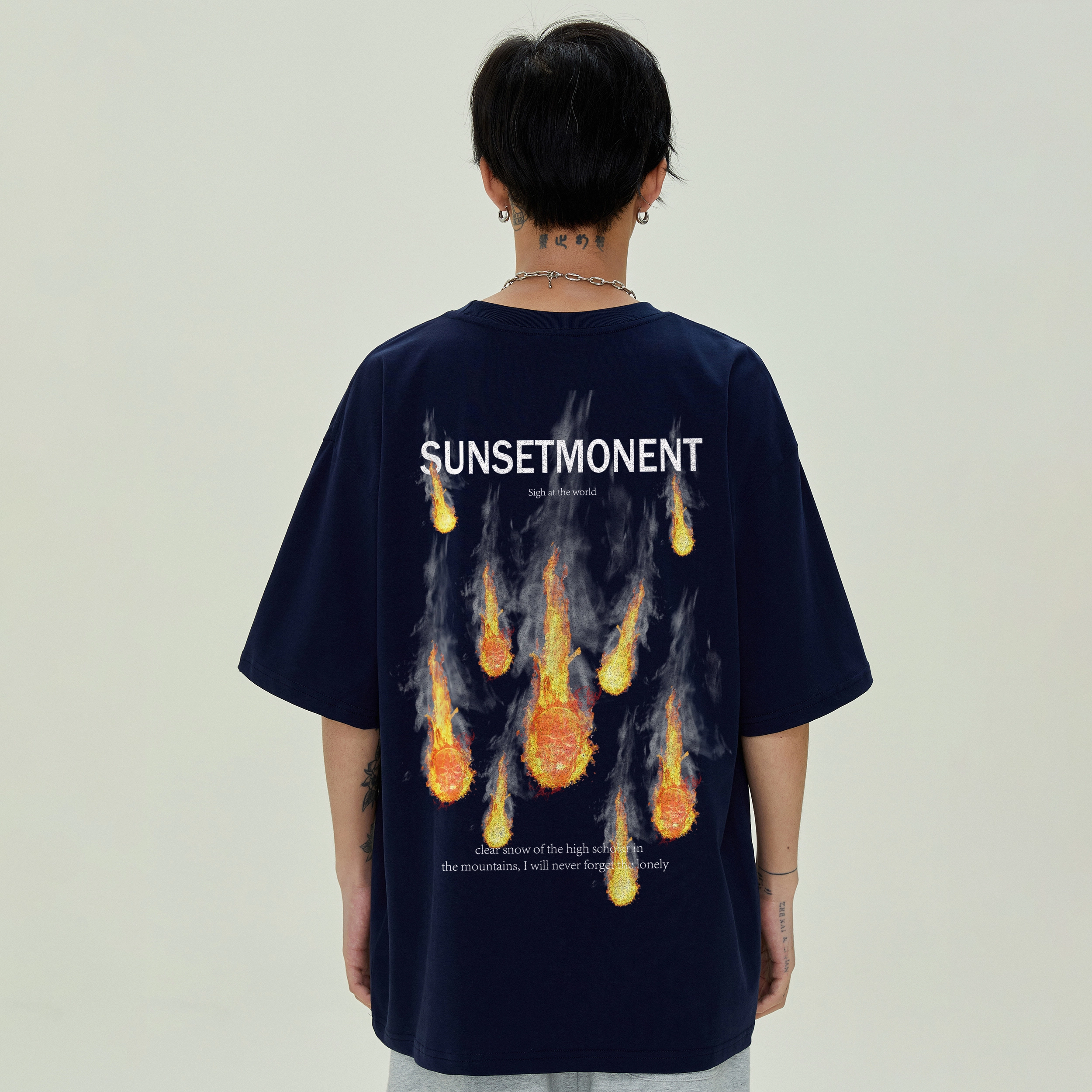 SUNSETMONENT T