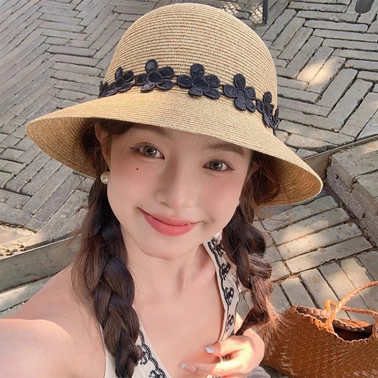 雅鹿优选 日系小香风花朵度假沙滩防晒遮阳透气镂空 草编 渔夫帽 女款