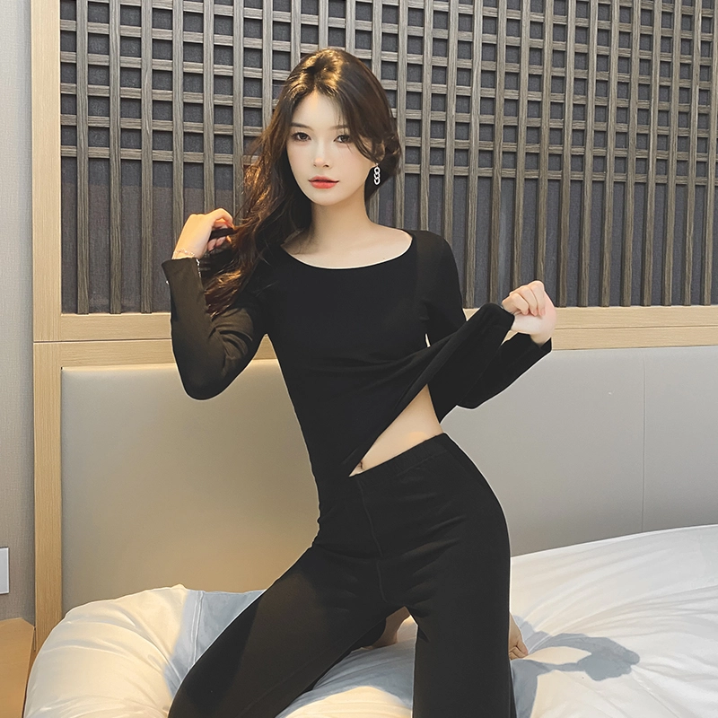 多情猫 德绒秋衣纯色圆领无痕保暖上装 轻暖修身内衣女款 保暖基础内搭款