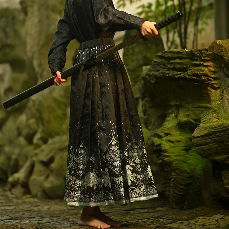 三省六部 中国风炫彩织锦缎改良马面款中式裙裤汉服 男女同款 黑色