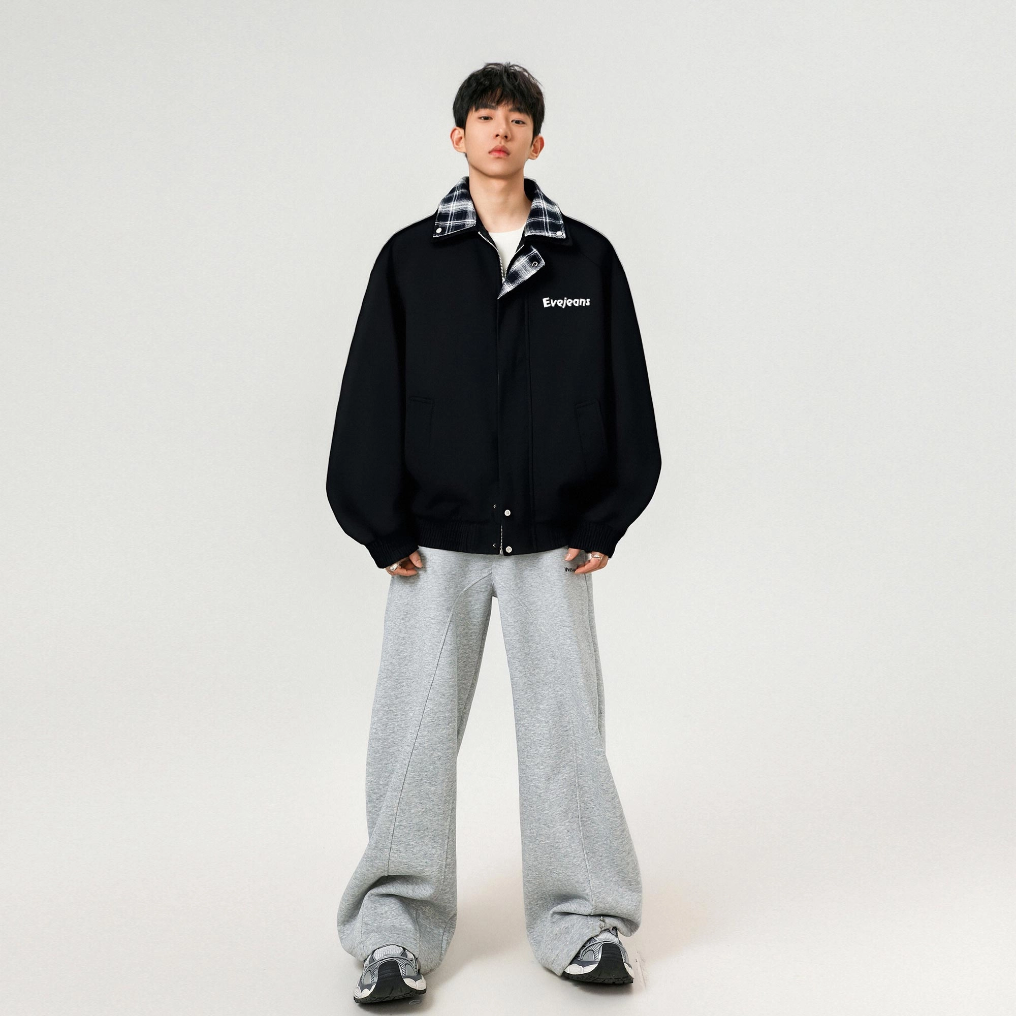 EVE jeans logo